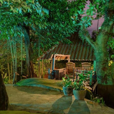 Port Hedonia Hotel Sihanoukville Eksteriør billede