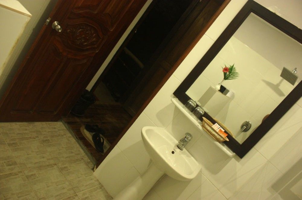 Port Hedonia Hotel Sihanoukville Eksteriør billede