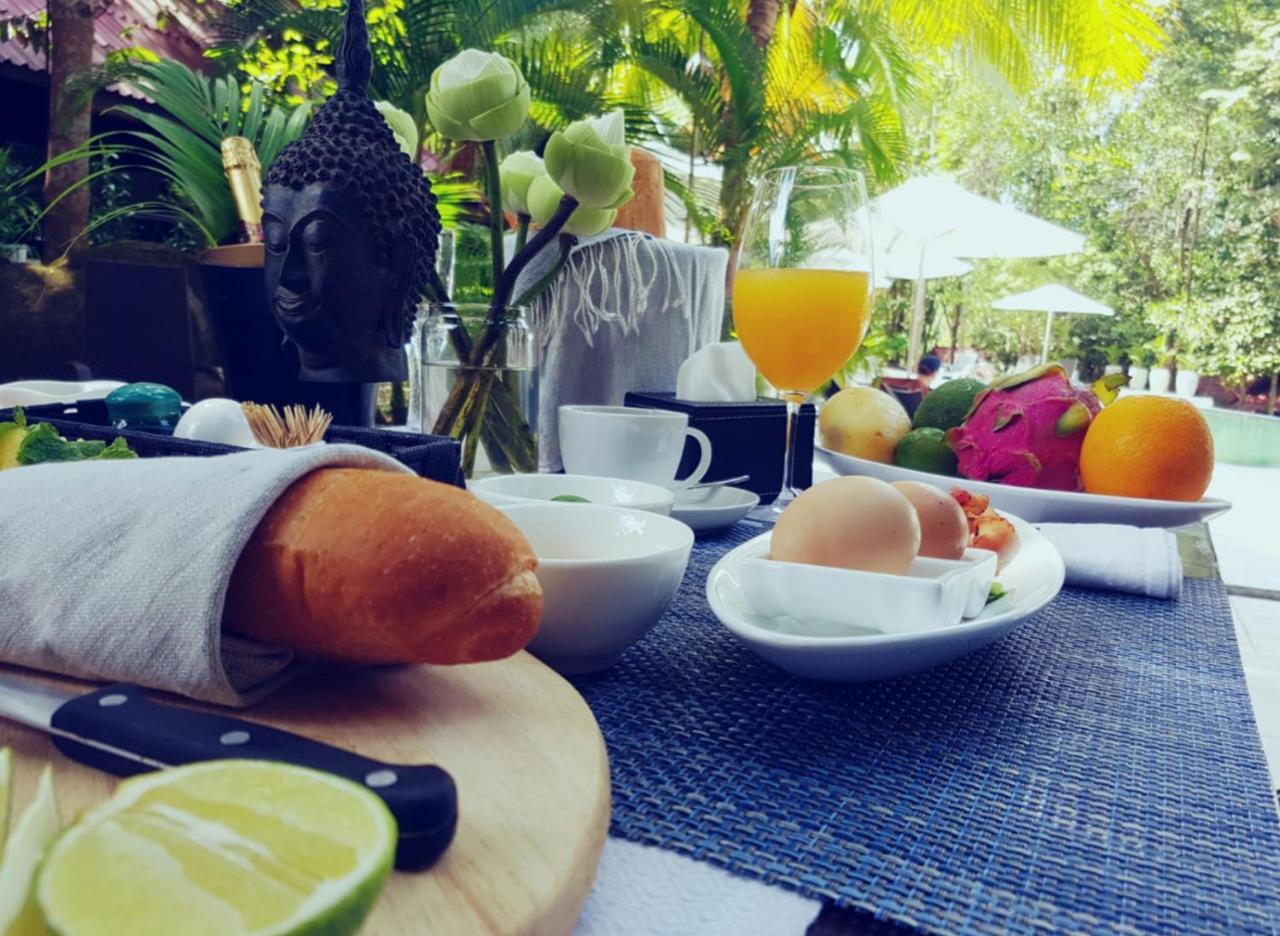 Port Hedonia Hotel Sihanoukville Eksteriør billede